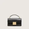 Bolso Venezia pequeño en cuero negro envejecido con detalles dorados