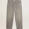 Pantalones chino de algodón color gris