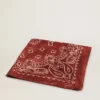 Pañuelo color burdeos con estampado de paisley