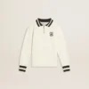 Sudadera polo infantil de algodón blanco con bordado en el pecho y estampado en la espalda
