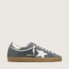 Super-Star para hombre en gamuza gris con estrella de cuero blanco y lengüeta de talón de cuero plateado