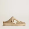 Zapatillas Ball Star para mujer en gamuza beige con estrella de cuero blanco
