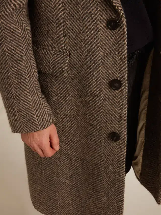 Abrigo de lana de un solo pecho para hombre con tejido en espiga beige y gris
