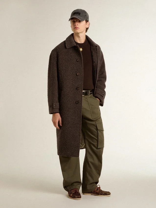 Abrigo Journey de un solo pecho para hombre, en mezcla de lana arrugada con broche floral