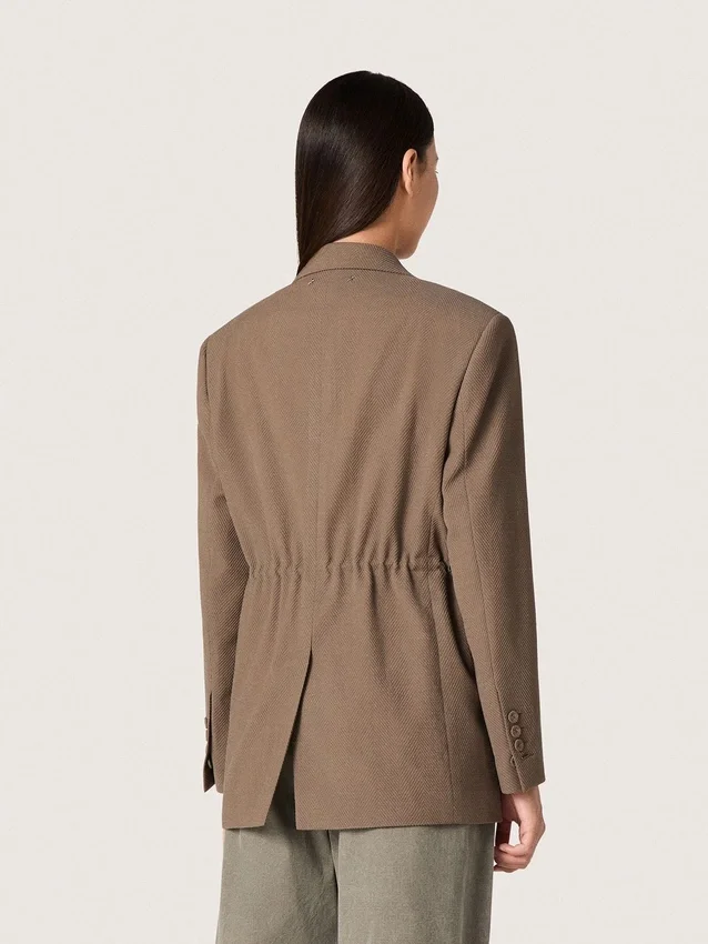 Americana de doble botonadura para mujer en mezcla de lana con diseño de chevron gris paloma