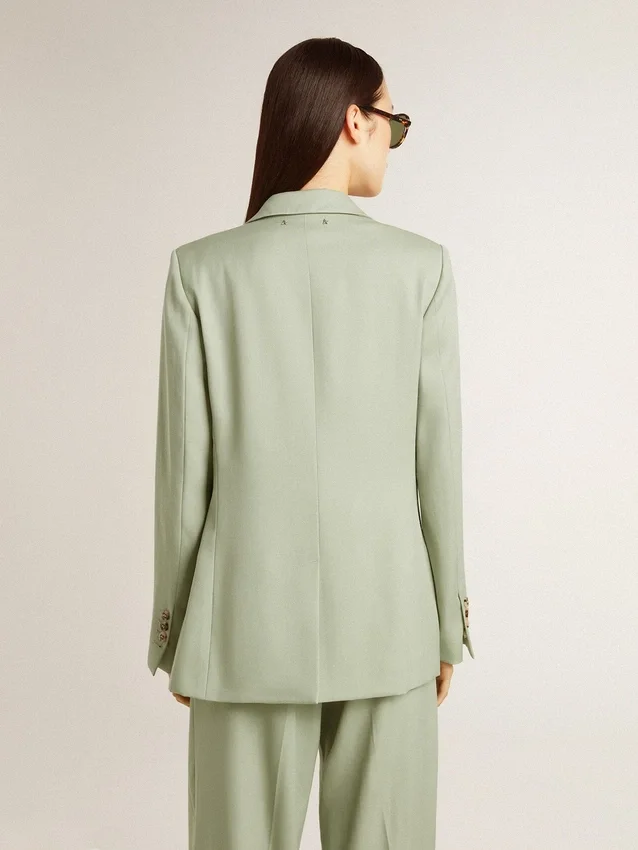 Americana de mujer en lana verde salvia