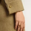Anillo en color oro antiguo con eslabones flexibles