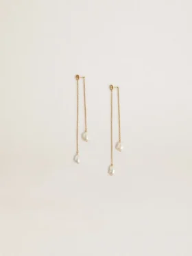 Aretes colgantes con perlas