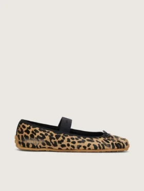 Bailarinas Étoile en piel de potro con estampado de leopardo, estrella bordada en negro y correa elástica