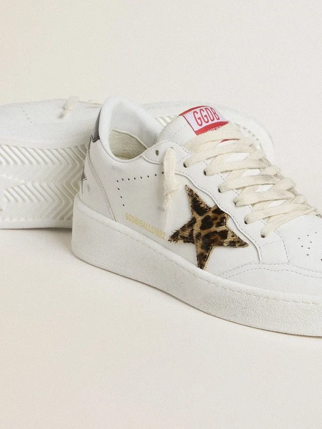 Ball Star con estrella de piel de potro con estampado de leopardo y lengüeta del talón de cuero laminado negro
