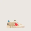 Ball Star Junior en gamuza beige con estrella roja y lengüeta azul claro en el talón