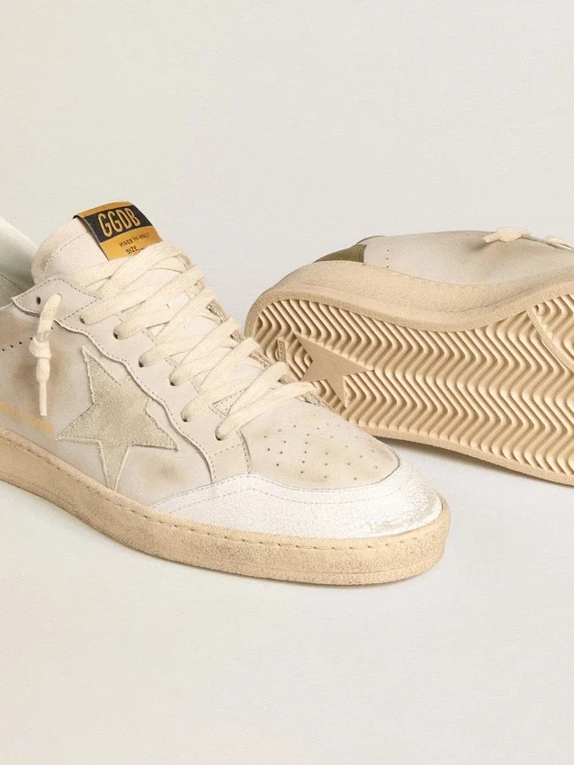 Ball Star LTD para hombre con estrella de gamuza beige y lengüeta del talón de cuero laminado platino