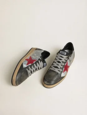 Ball Star LTD para hombre en cuero laminado plateado con estrella de gamuza roja e inserciones negras