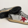 Ball Star LTD para hombre en cuero laminado plateado con estrella de gamuza roja e inserciones negras