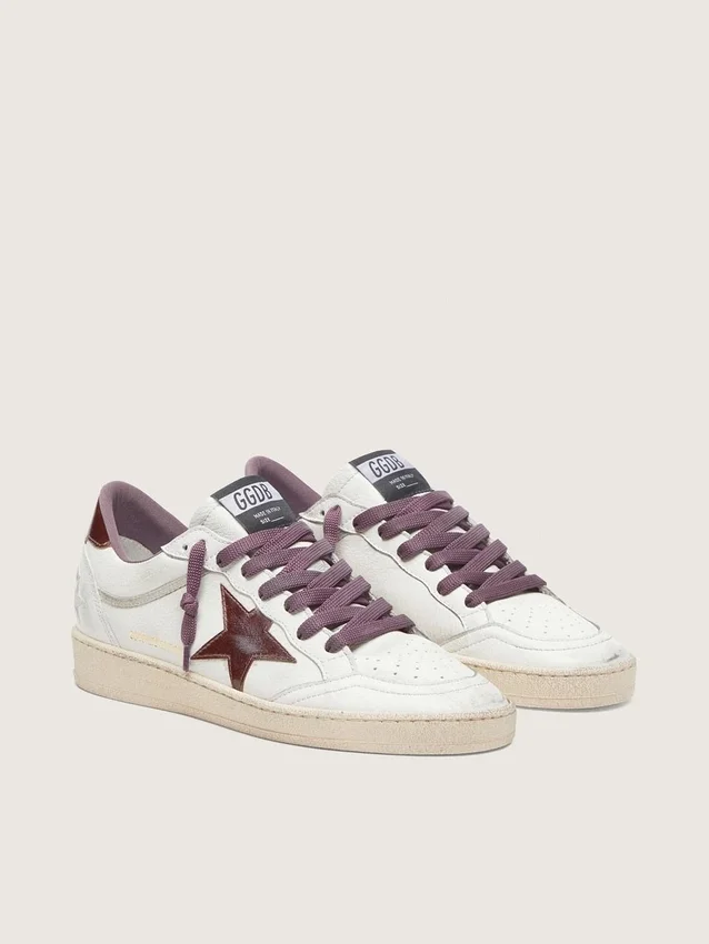 Ball Star LTD para mujer en cuero blanco con estrella de cuero burdeos