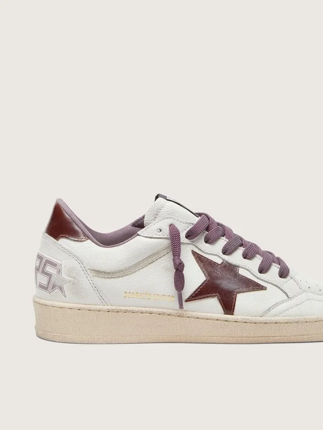 Ball Star LTD para mujer en cuero blanco con estrella de cuero burdeos