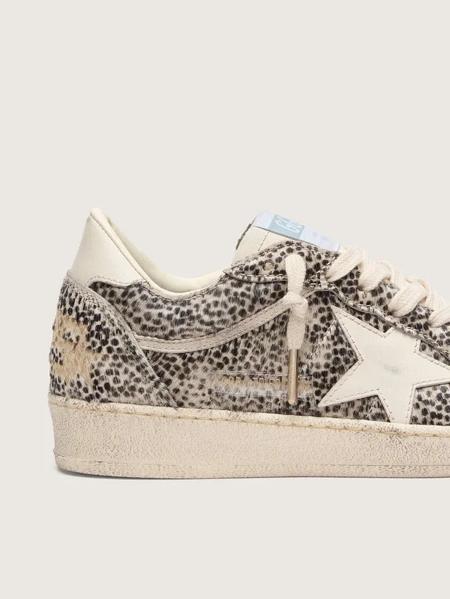Ball Star LTD para mujer en piel de potro con estampado de leopardo y estrella de cuero color crema