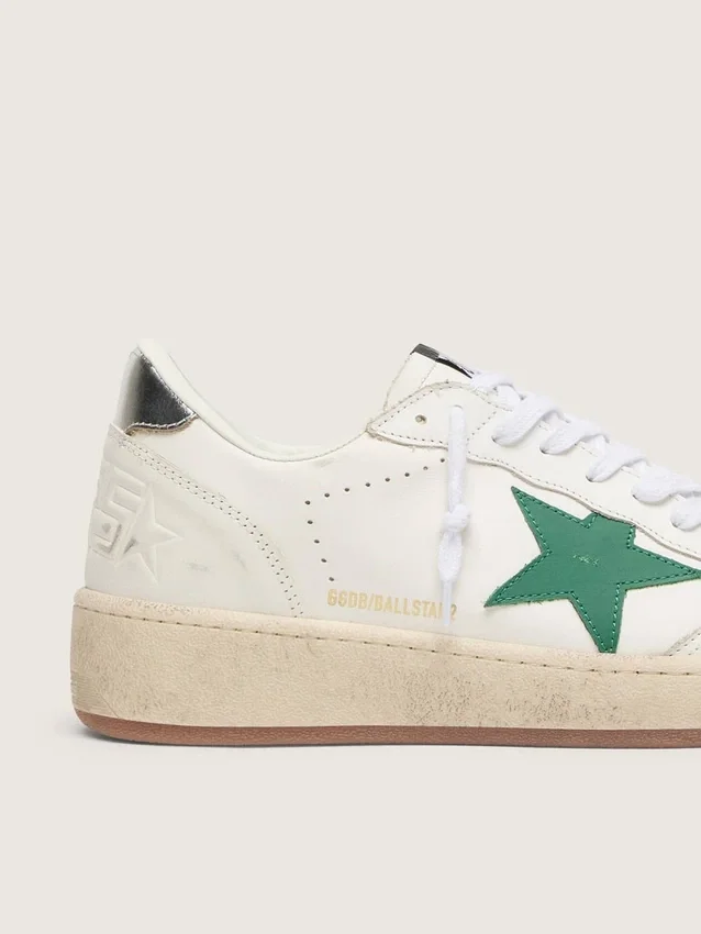 Ball Star para mujer con estrella de cuero verde y lengüeta metálica en el talón