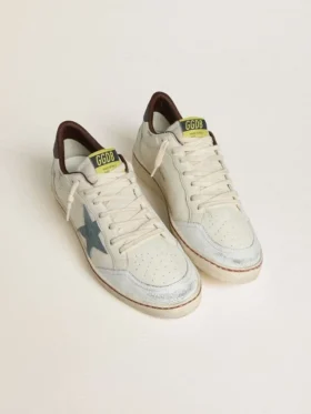 Ball Star para hombre en cuero blanco con estrella de gamuza azul claro y lengüeta del talón de nubuck marrón