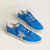 Ball Star para hombre en gamuza azul claro con tachuelas y estrella de cuero metalizado plateado