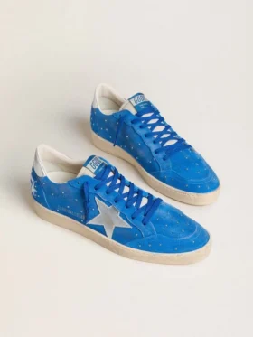 Ball Star para hombre en gamuza azul claro con tachuelas y estrella de cuero metalizado plateado