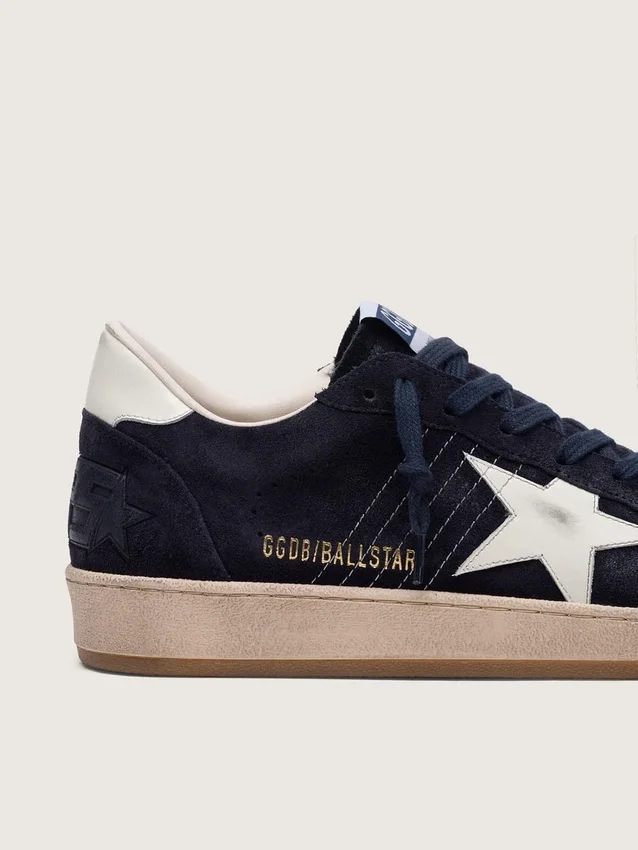 Ball Star para hombre en gamuza azul oscuro con estrella de cuero blanco