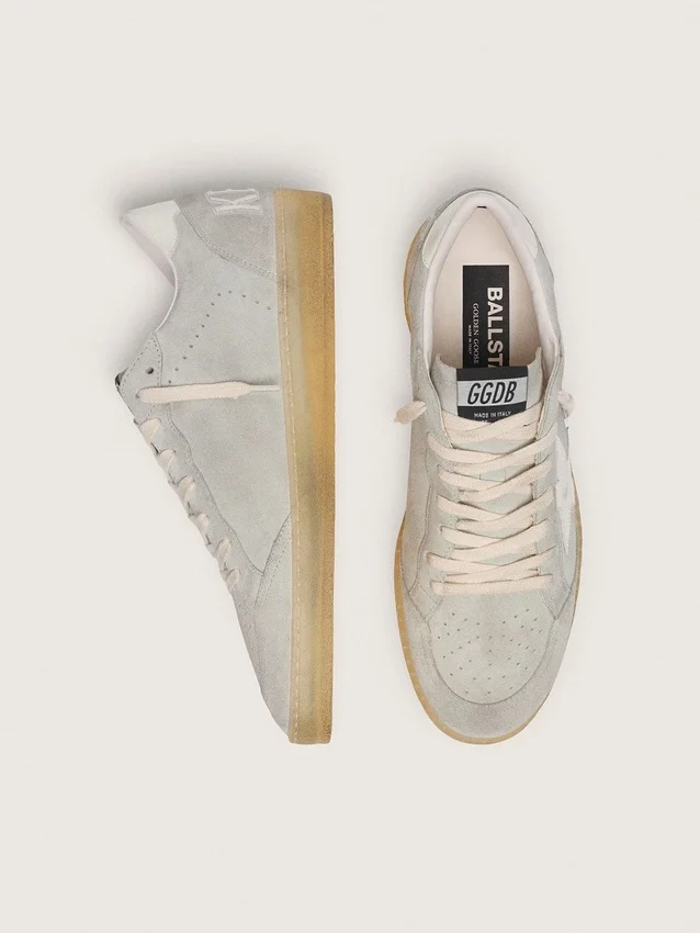 Ball Star para hombre en gamuza gris claro con estrella de cuero blanco