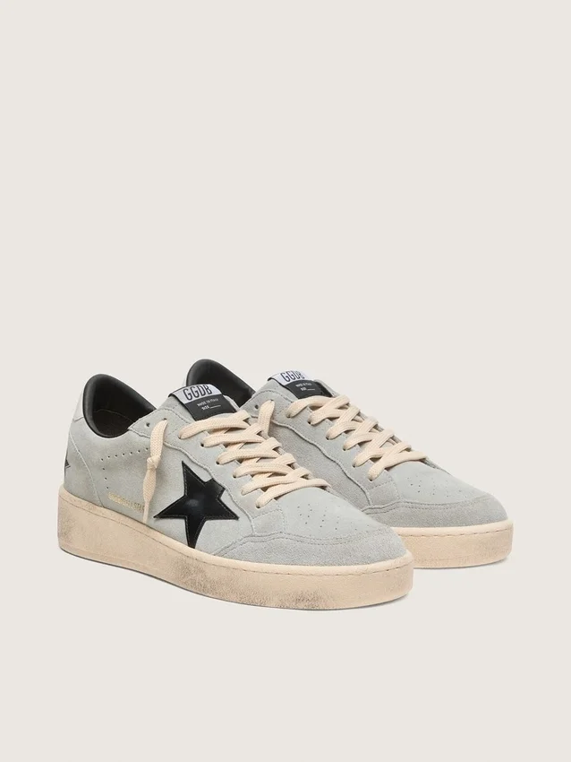Ball Star para hombre en gamuza gris con estrella de cuero negro