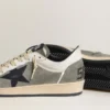 Ball Star para hombre en gamuza gris con estrella de cuero negro e inserciones de cuero napa blanco