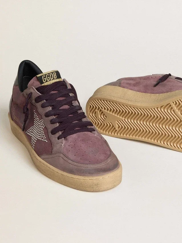 Ball Star para hombre en gamuza morada con estrella con tachuelas plateadas y lengüeta trasera «naplak» negra