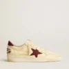 Ball Star para hombre en napa beige con estrella de malla burdeos y lengüeta en el talón