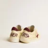 Ball Star para hombre en napa beige con estrella de malla burdeos y lengüeta en el talón