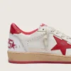 Ball Star para mujer en cuero blanco con estrella roja y lengüeta en el talón
