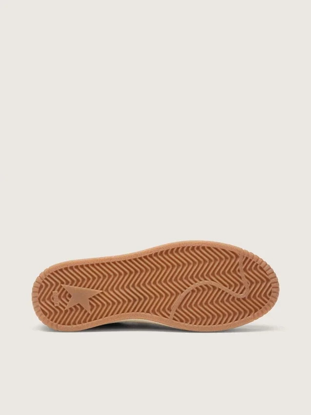 Ball Star para mujer en gamuza beige con estrella y lengüeta del talón de cuero blanco