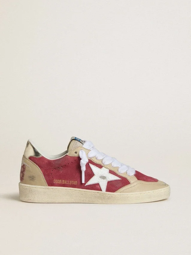 Ball Star para mujer en gamuza roja con estrella de gamuza blanca con efecto craquelado y lengüeta del talón de cuero platino