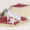Ball Star para mujer en gamuza roja con estrella de gamuza blanca con efecto craquelado y lengüeta del talón de cuero platino