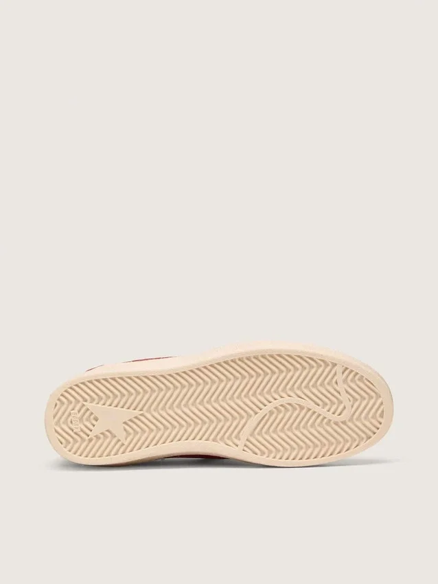 Ball Star para mujer en gamuza roja con estrella y lengüeta del talón de cuero blanco