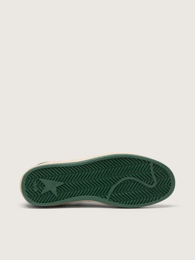 Ball Star para mujer en gamuza verde con estrella de cuero blanco y lengüeta en el talón
