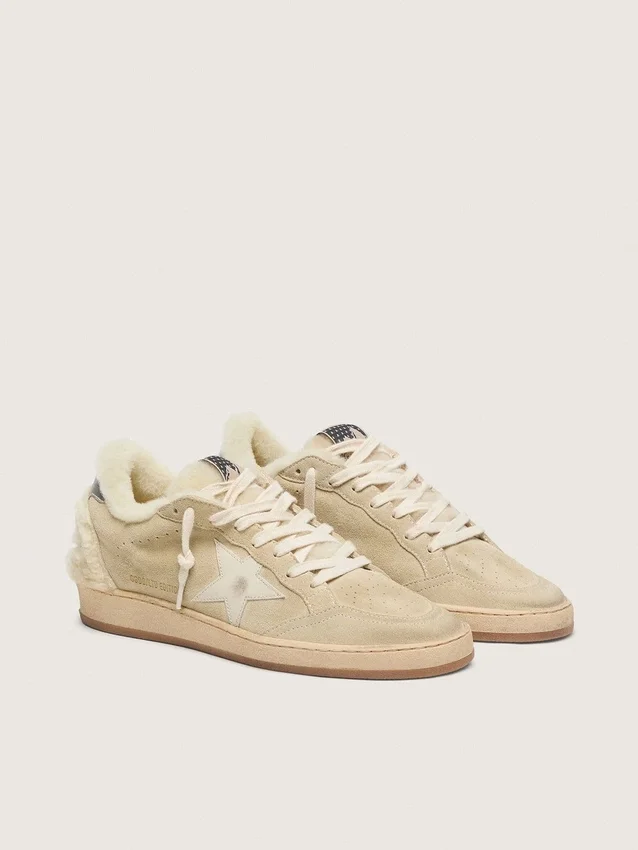 Ball Star para mujer en gamuza y piel de oveja con estrella de charol blanco