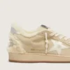 Ball Star para mujer en gamuza y piel de oveja con estrella de charol blanco