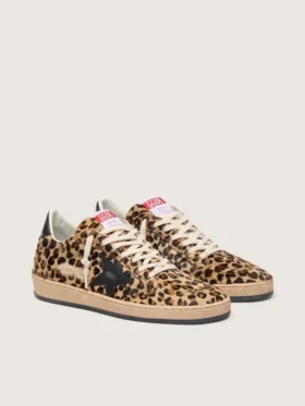 Ball Star para mujer en piel de potro con estampado de leopardo, estrella de cuero negro y lengüeta en el talón