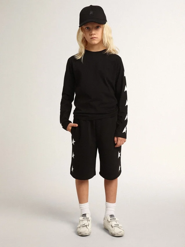 Bermudas negras para niños con estrellas blancas