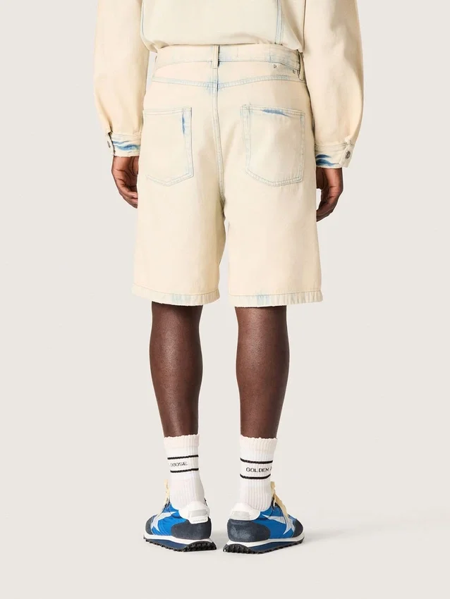 Bermudas para hombre en denim color arena claro