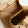 Bolso 24/7 North South en cuero color capuchino con asas ajustables