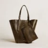 Bolso 24/7 North South en cuero negro envejecido con asas ajustables