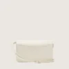 Bolso Gioia en cuero repujado color mantequilla con detalles dorados