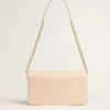 Bolso Gioia en cuero repujado rosa pálido con detalles dorados