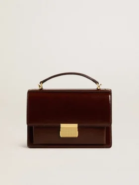 Bolso Venezia en cuero laminado color marrón oscuro con detalles dorados