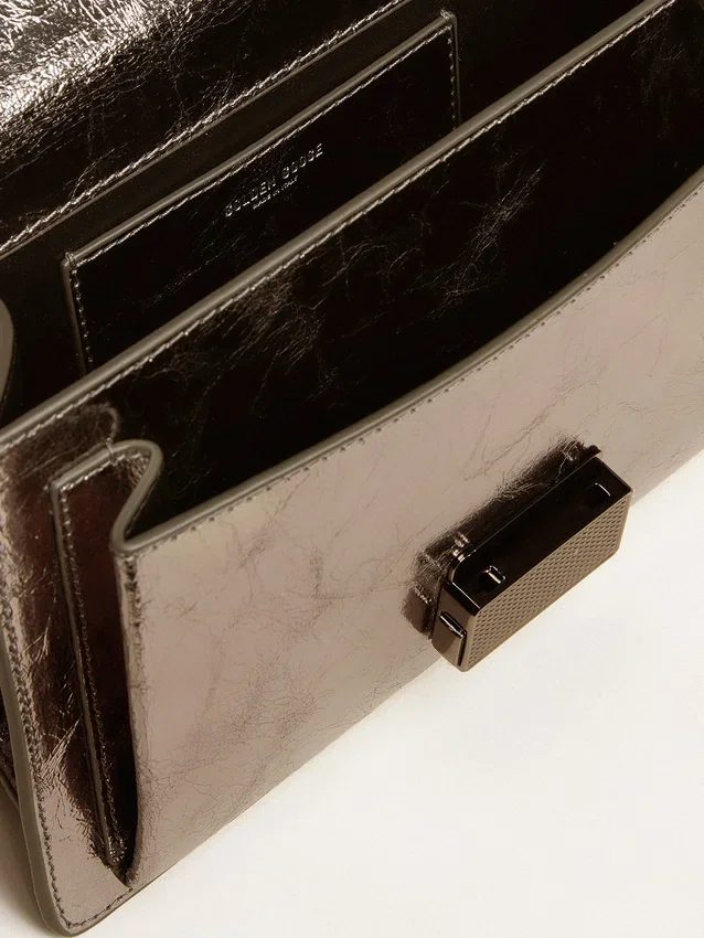 Bolso Venezia en cuero metalizado gris antracita con detalles en negro