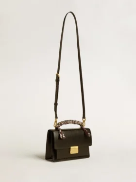 Bolso Venezia en cuero negro con estampado de tableros y pañuelo multicolor
